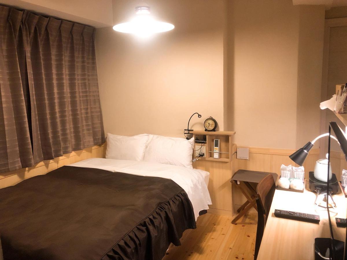 Business Hotel Crescent Токио Экстерьер фото